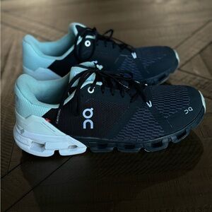 Women’s On Cloud Cloudflyer Black, White, & Mint